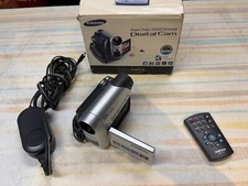 Samsung sc-d364 Camcorder in the Box with remote