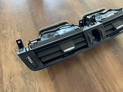 （du)vent1994様 BMW X5 X6 F15 F16 GENUINE Front Air Vent Grill Center 64229252648