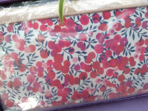 NEW Yauging Floral Wallet - Picture 6 of 6