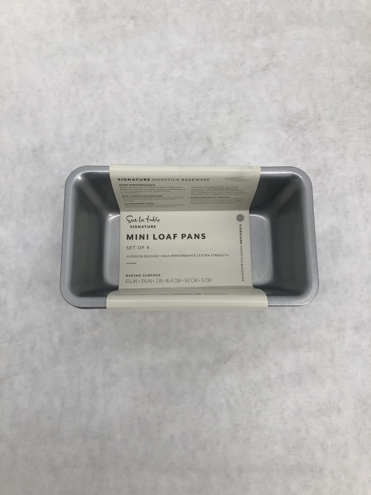 Sur La Table Signature Mini Loaf Pans, Set of 4 - New
Opens in a new window or tab