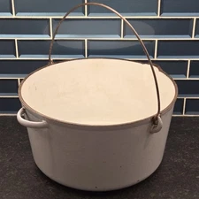 Massive Vollrath 20 Quart Maslin Kettle Cast Iron Pastel Sky Blue Enamel Vintage