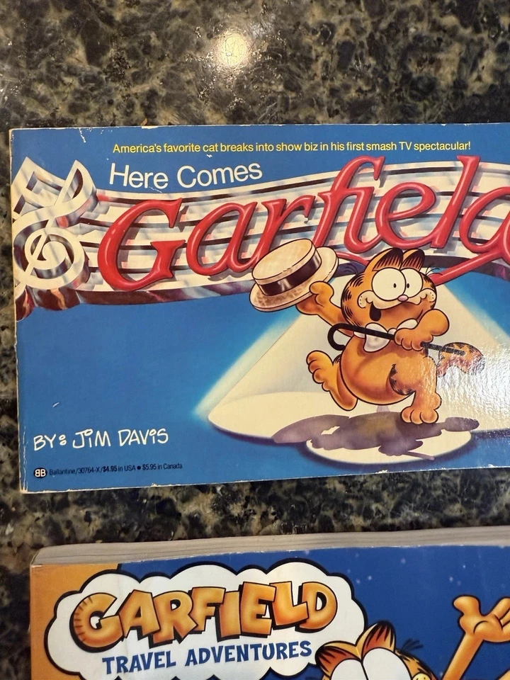 3 Vintage Garfield Books by Jim Davis 80's paperback comic strip 1st Editions Foto 4 de 4