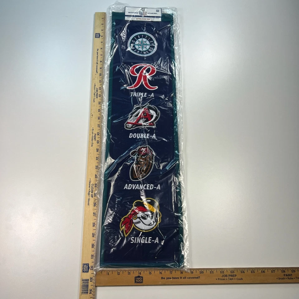 Seattle Mariners MLB Heritage Banner Embroidered Wool 8X32 Winning Streak - Image 3 of 4