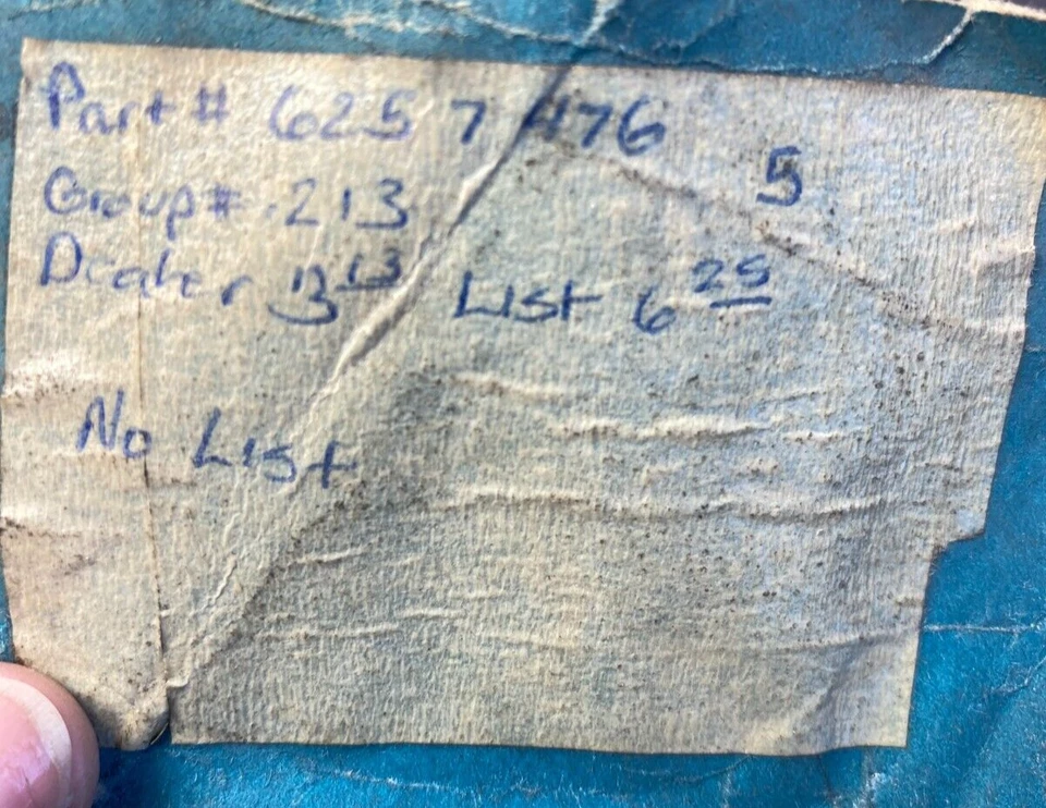 Sello de carcasa trasera Chevrolet Corvair 1960-1969 pieza GM #6257476 NUEVO DE STOCK Foto 4 de 4