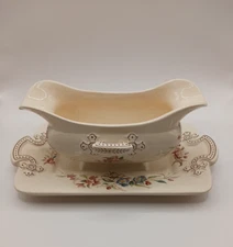 Antique Villeroy & Boch (early 1900) HERTHA, Gravy Boat with attached underplate