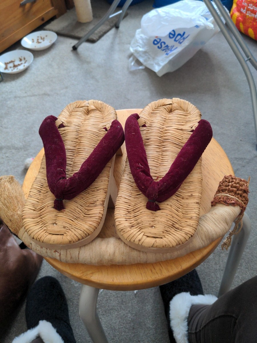 Vintage Traditional Japanese Geta Sandals Wooden Shoes Straw Soles