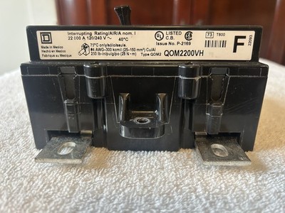 Square D QOM2200VH 200 Amp AC Circuit Breaker Interruptor   Open Box NEW