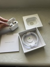 Apple AirPods gen 3 with MagSafe Charging Case Wireless Bluetooth Earbuds White