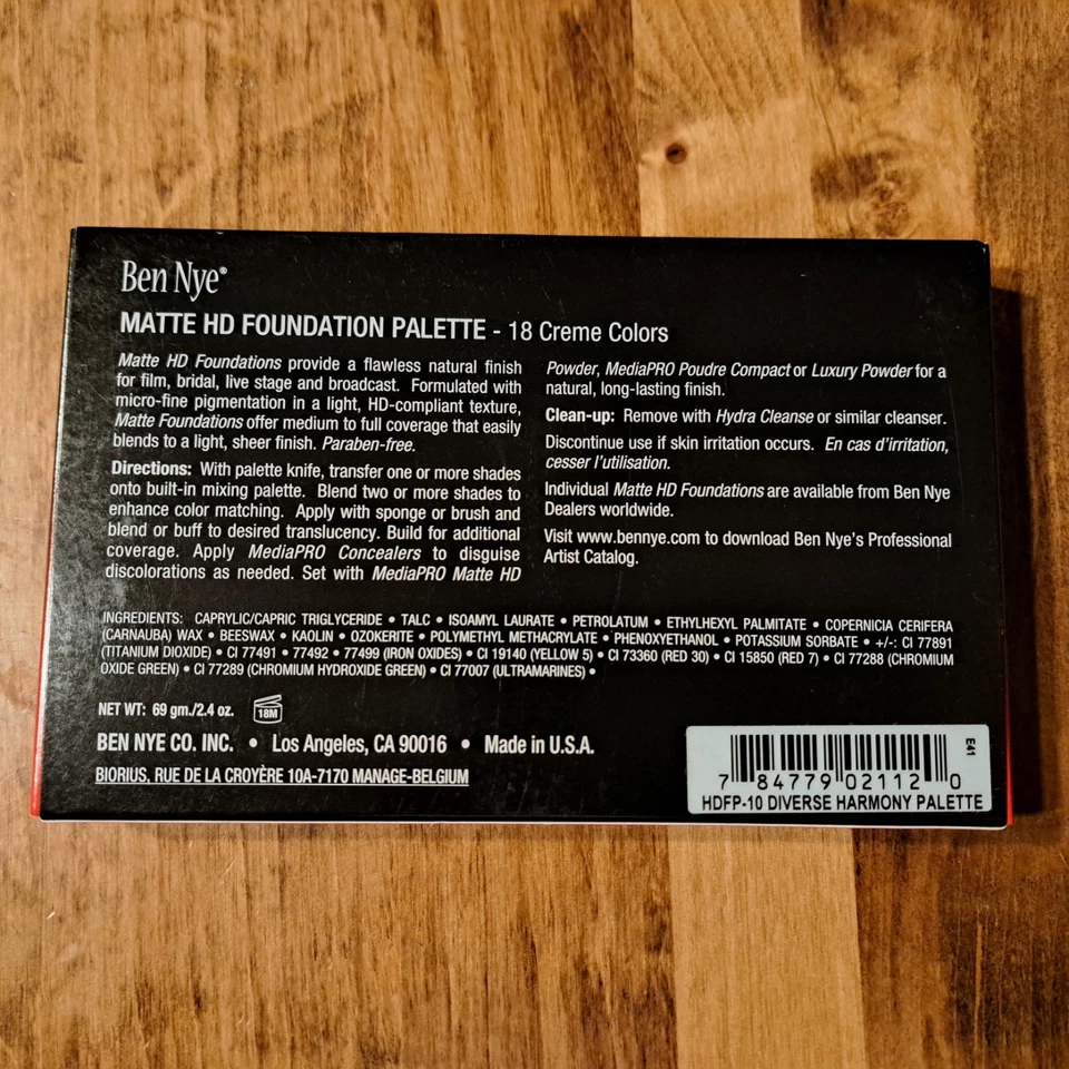 Paleta de base mate Ben Nye Diverse Harmonious HDFP-10. Nuevo nunca usado Foto 3 de 4