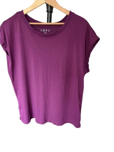 LOFT Womens Purple Wedge Tee - Size S *Quality Layering Piece! - Picture 1 of 4