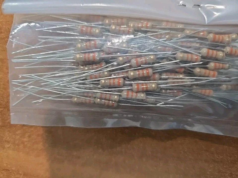 Resistencia de película de carbono Xicon Carbon 33-Ohm Ω 5 % tolerancia 1/2 W 0,5 vatios PAQUETE DE 100   Foto 4 de 4