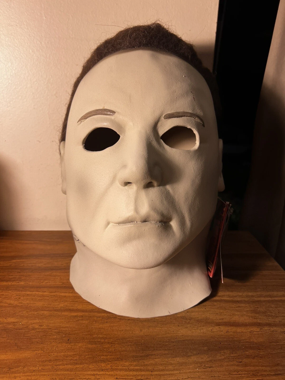 Trick Or Treat Studios Halloween Resurrection Michael Myers Mask *Signed* Loree