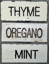 Hobby Lobby Herb Garden Collection Home Decor Small Easel Signs-EUC