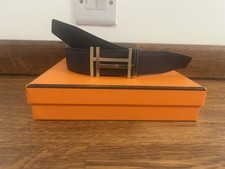 Hermes Cintura Unisex Hau Carre Fibbia per Cintura e Cinturino Reversibile in Pelle 32 mm