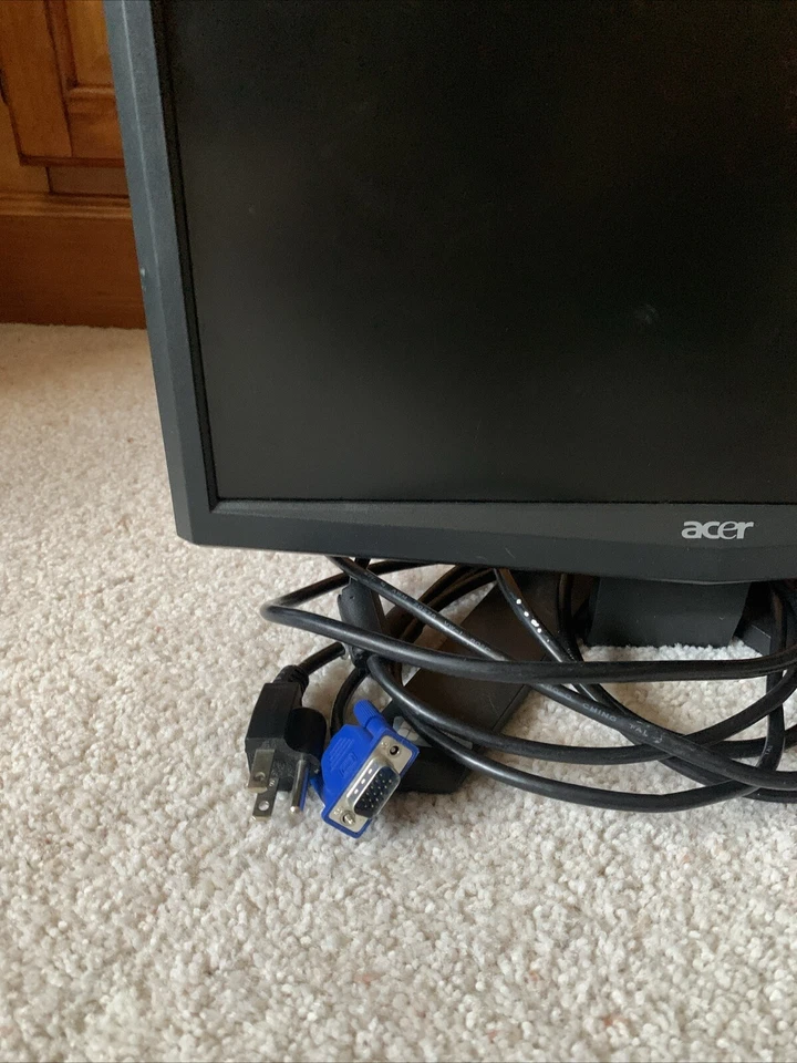 Acer X163W 18" Black LCD Monitor w/VGA Cable & Power Cord Computer Office - Image 3 of 4
