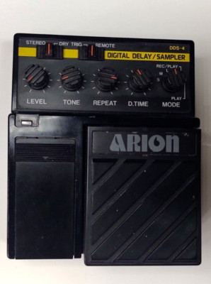 ARION DDS-4 DIGITAL DELAY/SAMPLER GUITAR EFFECTS PEDAL VINATGE