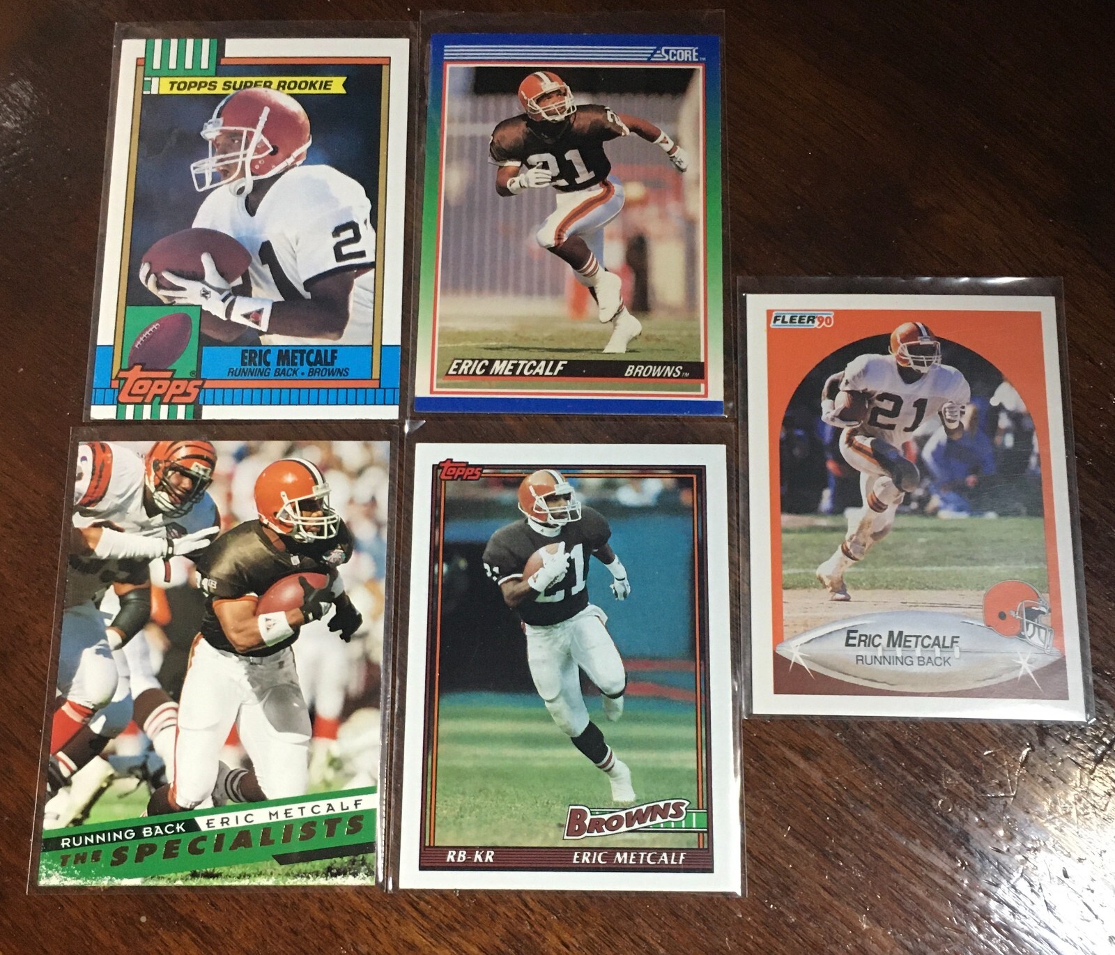 (5) Eric Metcalf Cards 90 Topps Score Fleer RCs 91 Topps 95 Skybox Football