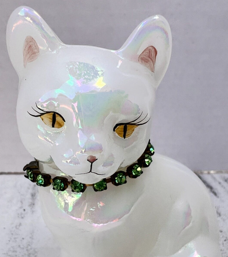 Fenton Opalescent Cat Figurine September Birthstone Signed Rhinestone Collar ! - Picture 2 of 4
