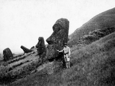 Rana Raraku - images on the slopes Easter Island 1924 Old Photo 3