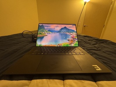 Dell XPS 15 9530 Intel i7-13700H 16GB RAM  512GB SSD  UHD 15.6 Touch Display IPS