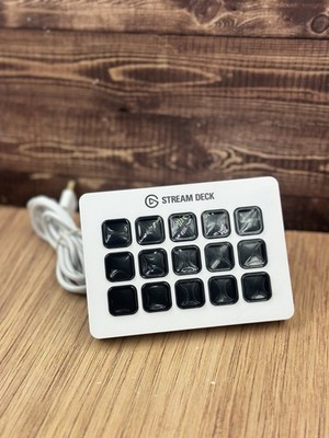 Elgato Stream Deck MK.2 White  Studio Controller, 15 macro keys, trigger actions