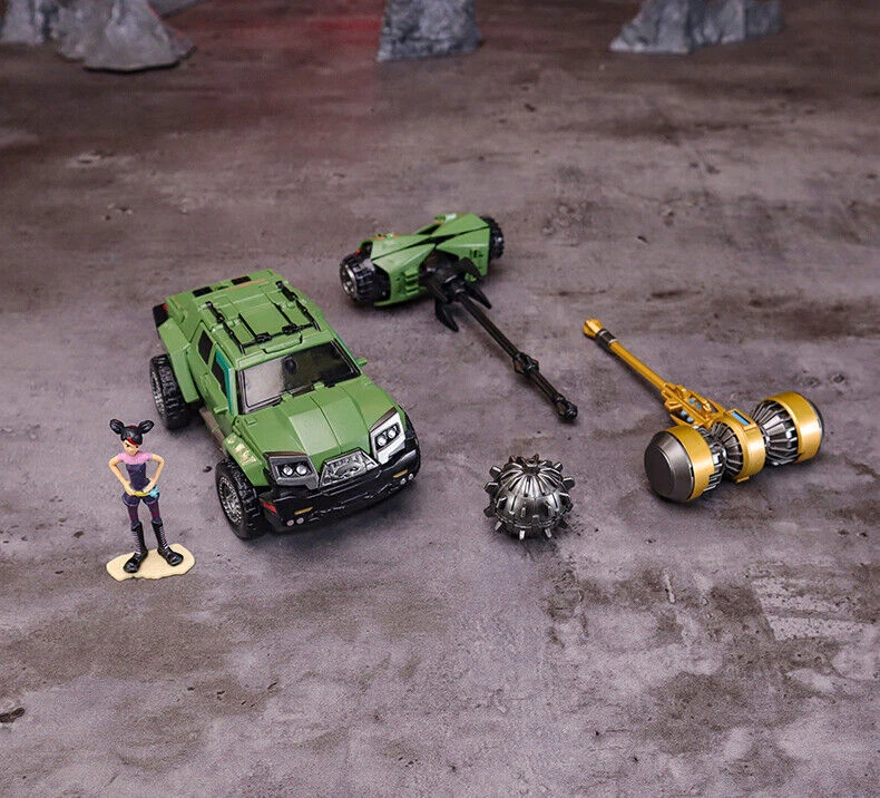 New APC Toys Giant Hammer Bulkhead Action Figure Transforms Robot In Stock - Image 3 of 4