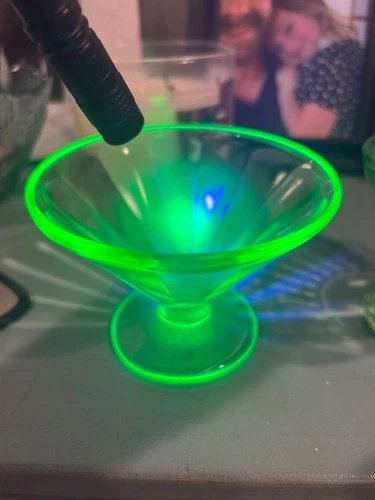 Vintage Federal Uranium Glass footed sherbet bowl