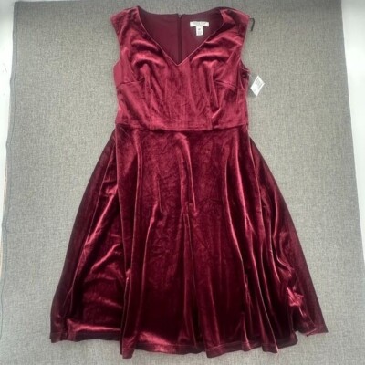 London Style Collection Fit & Flare Dress Velvet Elegant 6 Petite V-Neck Knee L