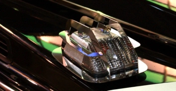 Juego de protectores de lámpara de señal de giro de esquina de acero inoxidable para todos los Mercedes Benz W463 Clase G Foto 2 de 4