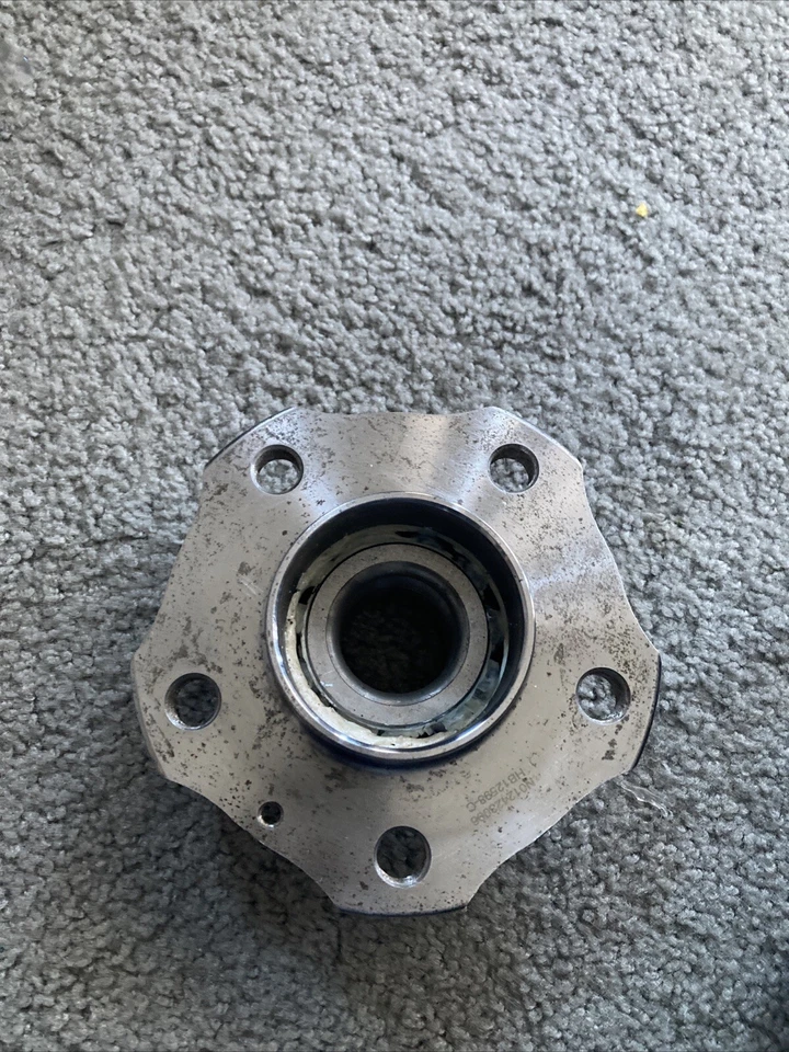 Cojinete de buje para Audi A4 2011 Foto 3 de 4