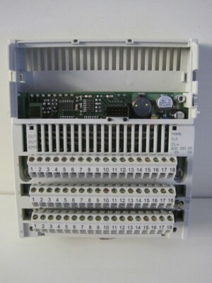 AEG Modicon Schneider electric Momentum Ausgabe 170 ADO 350 00 170ADO35000  