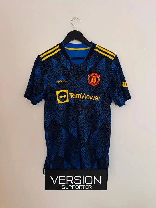 Manchester United 01/02 Umbro Centenary Reversible Away Shirt Retro Je