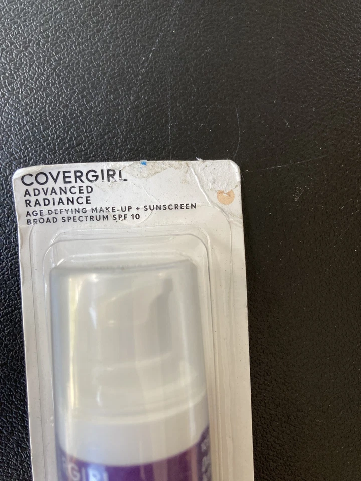 CoverGirl + Olay Advanced Radiance Age Defying Makeup 30ml 1 fl oz - Image 3 of 3