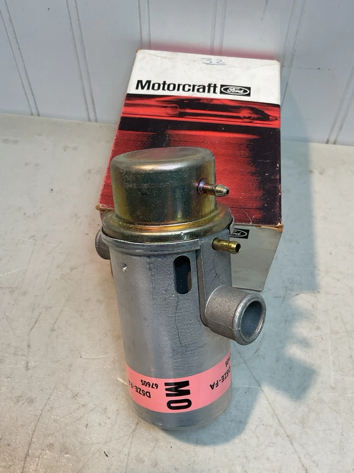 НОВЫЙ ИЗ СТАРЫХ ЗАПАСОВ 1975-1980 FORD MUSTANG II 2.8 V6 & 1975-1976 GRANADA 250 СМОГ КЛАПАН/КАНИСТРА - Изображение 3 из 4