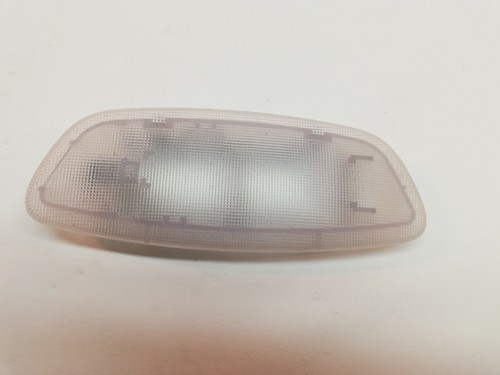 Mercedes W203 Leuchte Innenraumleuchte Innenbeleuchtung hinten  2108203401 (00)