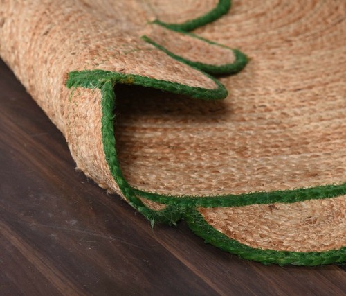 Handmade Braided Natural Pure Jute with Green Design Scalloped Round Rug - Picture 4 of 4