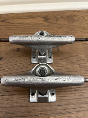 2 Vintage Independent Truck Company Skateboard Trucks 8