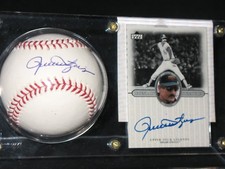 ROLLIE FINGERS  AUTOGRAPH  BALL  AND  CARD  COMBO  see description  OAKLAND A's