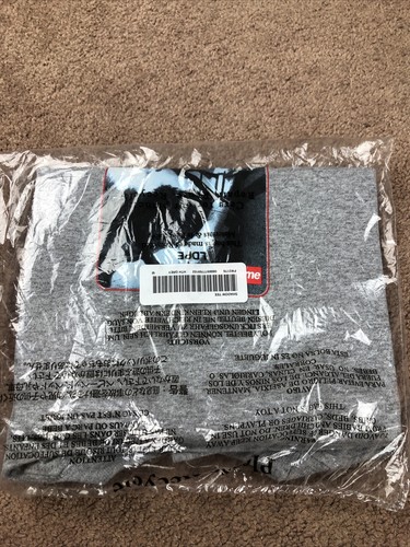 Supreme FW21 Shadow Tee Gray Size Medium New - Picture 2 of 5