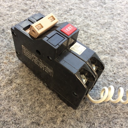 CH230GF EATON CUTLER HAMMER CH SERIES TAN HANDLE 30 AMP, 2 POLE, GFCI CIRCUIT BR - Picture 14 of 14