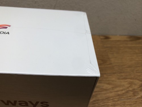 New Google Stadia Premiere Edition - Stadia Controller W/Google Chromecast Ultra - Picture 10 of 13