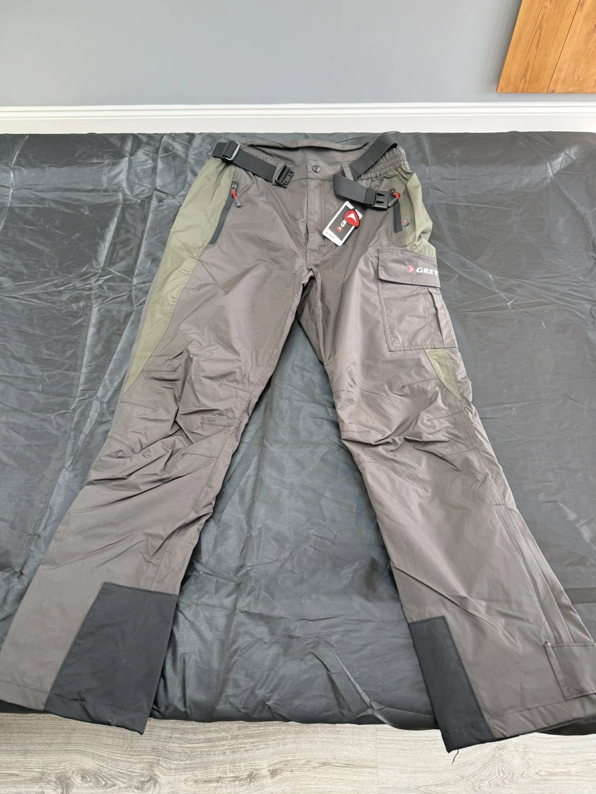 Greys Fin Fishing Trousers L Large New
Opens in a new window or tab