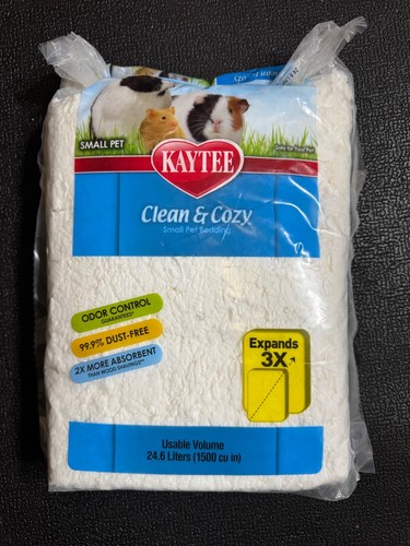 Kaytee Clean & Cozy Pet Bedding