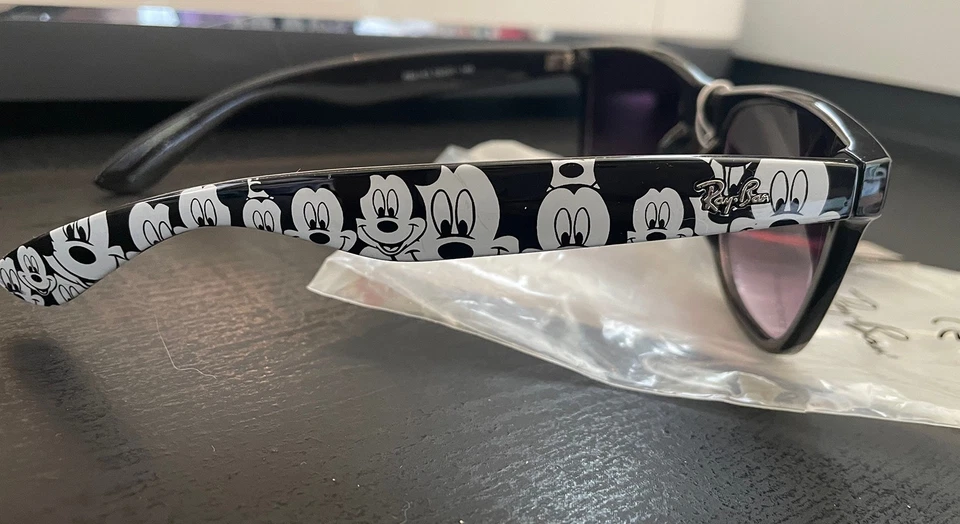 Gafas de sol Ray-Ban Disney Mickey Mouse Wayfarer II RB2143, niños, nuevas, sin caja Foto 3 de 4