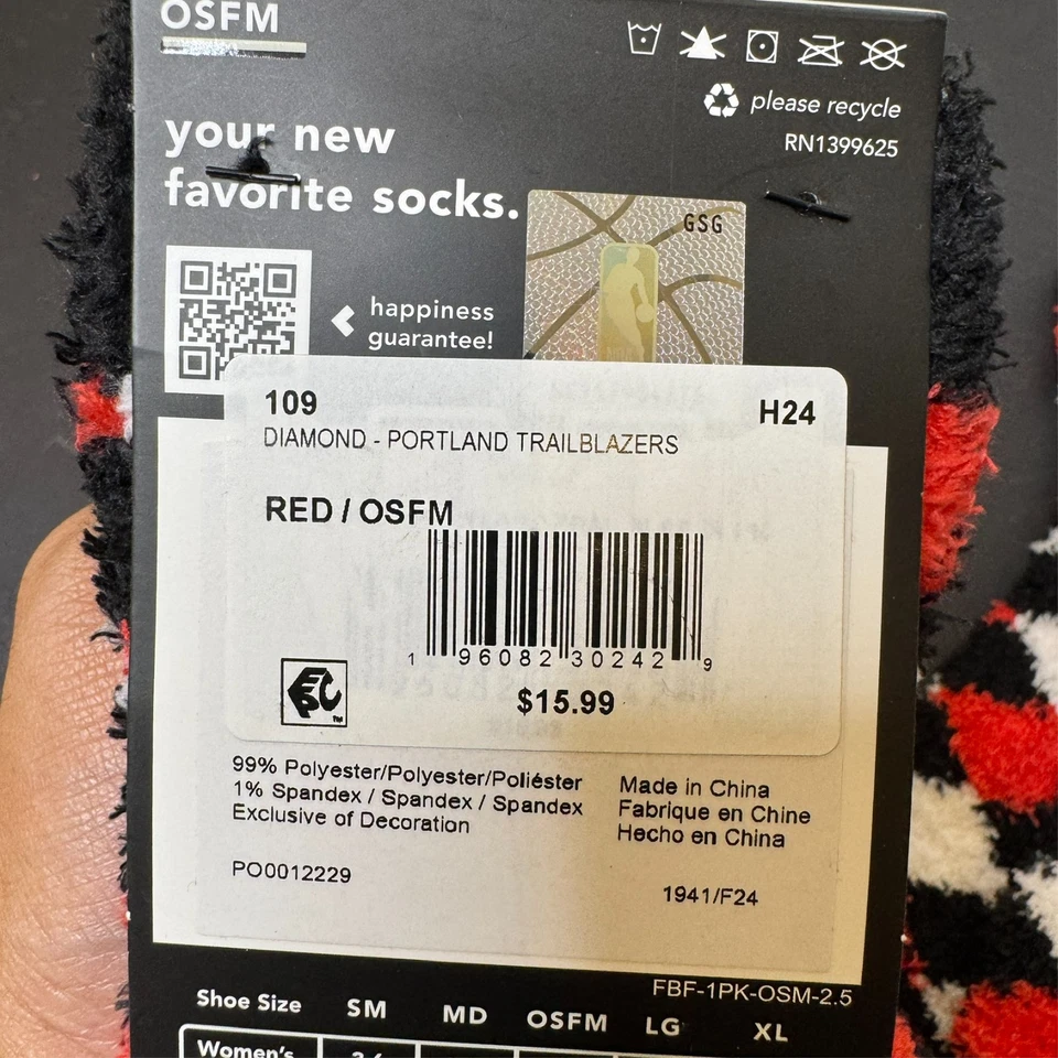 2x Portland Trailblazers Blazers Invierno Difuso Hogar Calcetines NBA NUEVOS CON ETIQUETAS Para Pies Descalzos Foto 3 de 4
