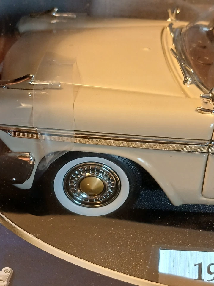 MOTOR MAX 1958 PLYMOUTH FURY 1:18 COCHE DE COLECCIÓN FUNDIDO A PRESIÓN Nuevo En Caja Original  Foto 4 de 4