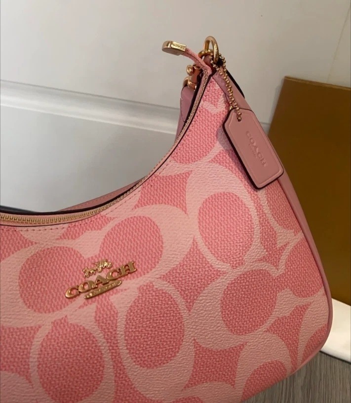 COACH Teri Hobo Bag Signature Canvas Powder Pink CAL52 Outlet NEW