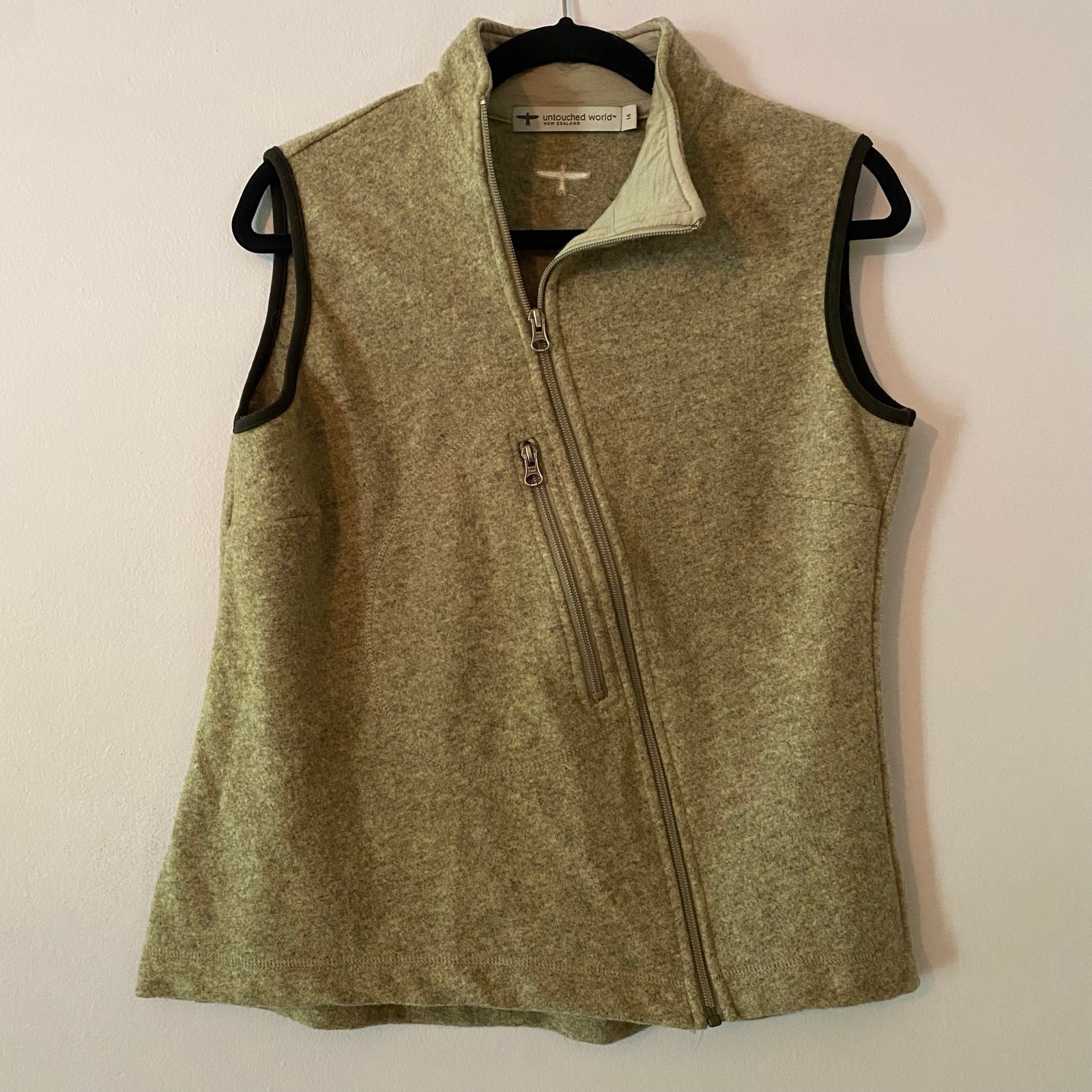 Untouched World New Zealand Cream Tan Wool Vest 100% Asymmetrical Merino Wool 14