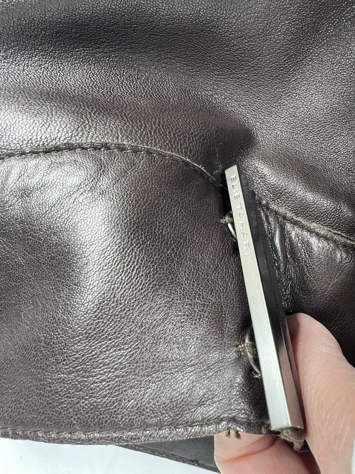 Elie Tahari size 6 Lamb Leather Pants Sexy Luxury Y2K Chic Feminine - Image 3 of 4