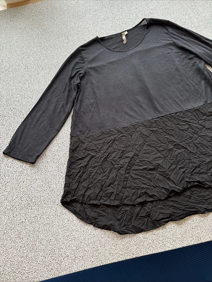 Cómoda camisa túnica para mujer talla grande negra arrugada dobladillo inferior Lagenlook EE. UU. Foto 3 de 4